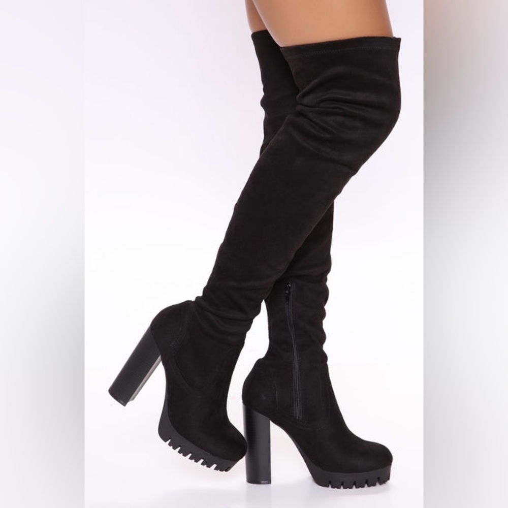 Fashion Nova Black Over-The-Knee Platform Heel Boots Size 7 Faux Suede Side Zip